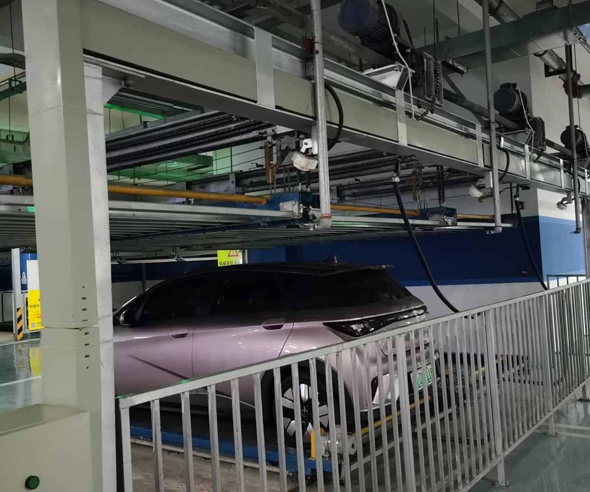 北湖區(qū)雙柱簡易式機(jī)械停車位改造